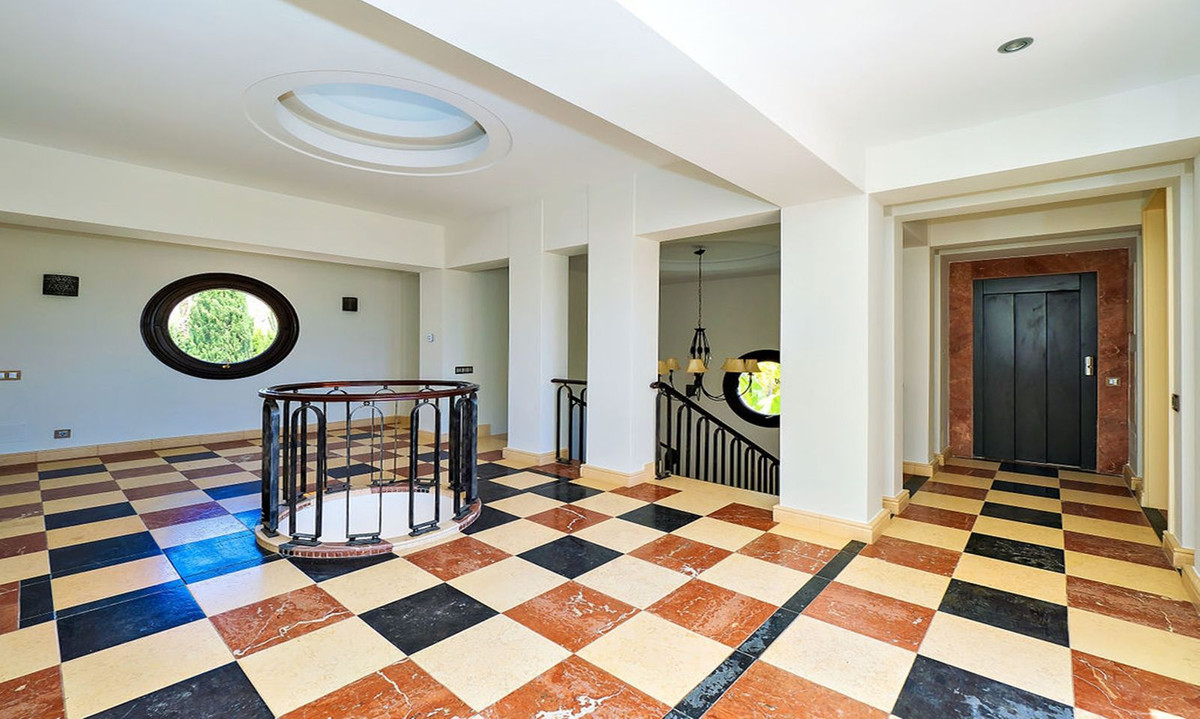 Vrijstaande Villa in Bahía de Marbella-9