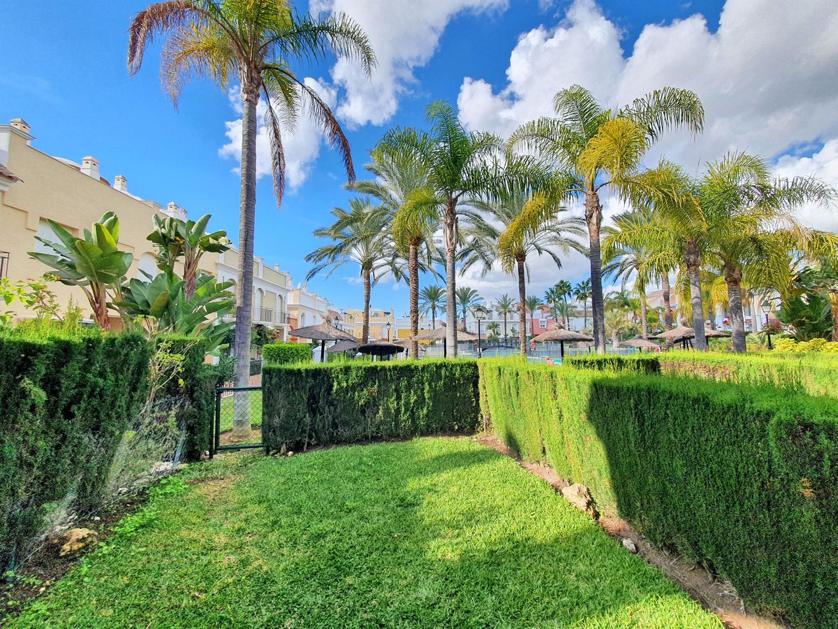 Geschakelde Woning in Bahía de Marbella-3