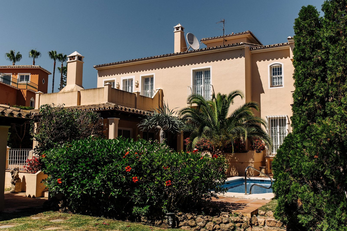 Vrijstaande Villa in Bahía de Marbella-69