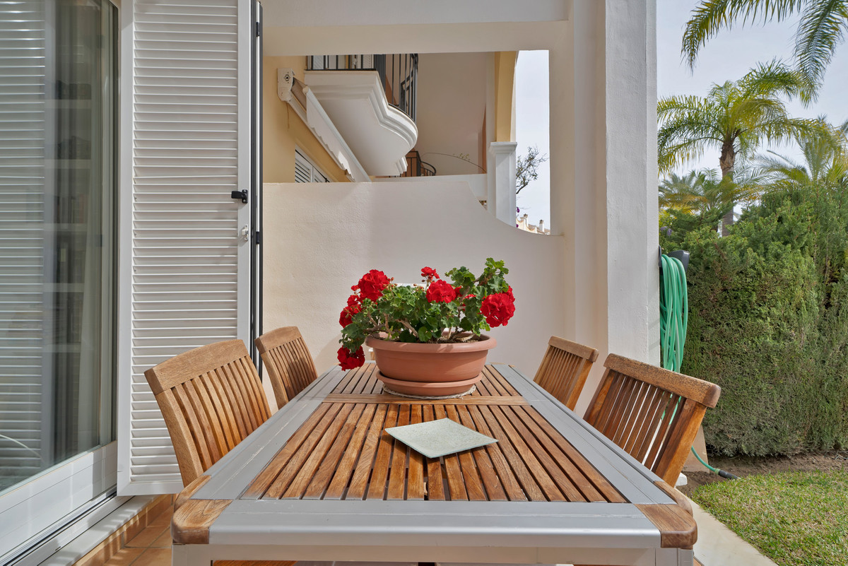 Semi-Vrijstaande Villa in Bahía de Marbella-13