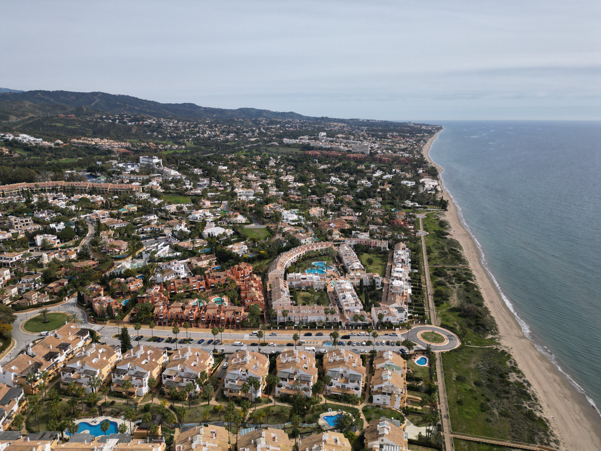 Semi-Vrijstaande Villa in Bahía de Marbella-2