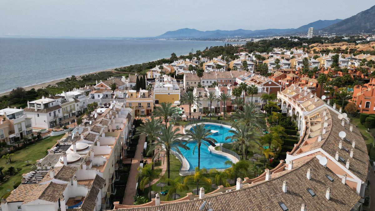 Semi-Vrijstaande Villa in Bahía de Marbella-5