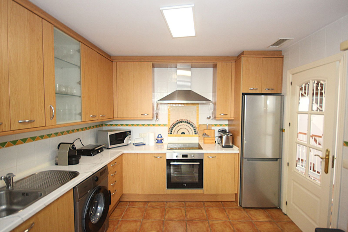 Huis te koop in Bahía de Marbella | 3 slaapkamers H5078884