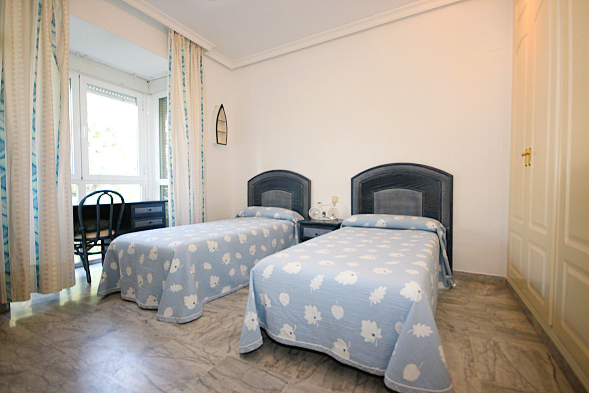 Huis te koop in Bahía de Marbella | 3 slaapkamers H5078884