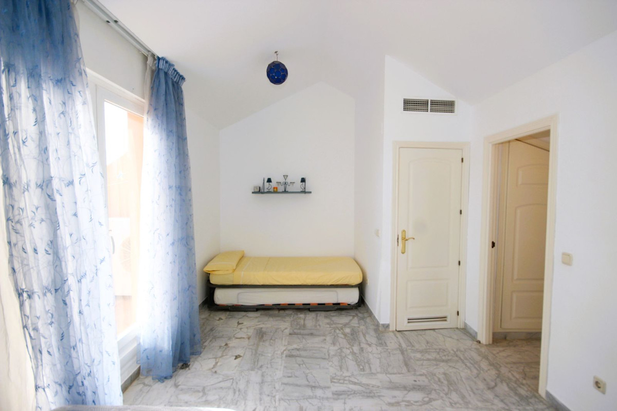 Huis te koop in Bahía de Marbella | 3 slaapkamers H5078884