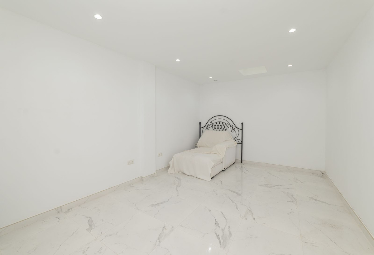 Huis te koop in Bahía de Marbella | 3 slaapkamers H5199661