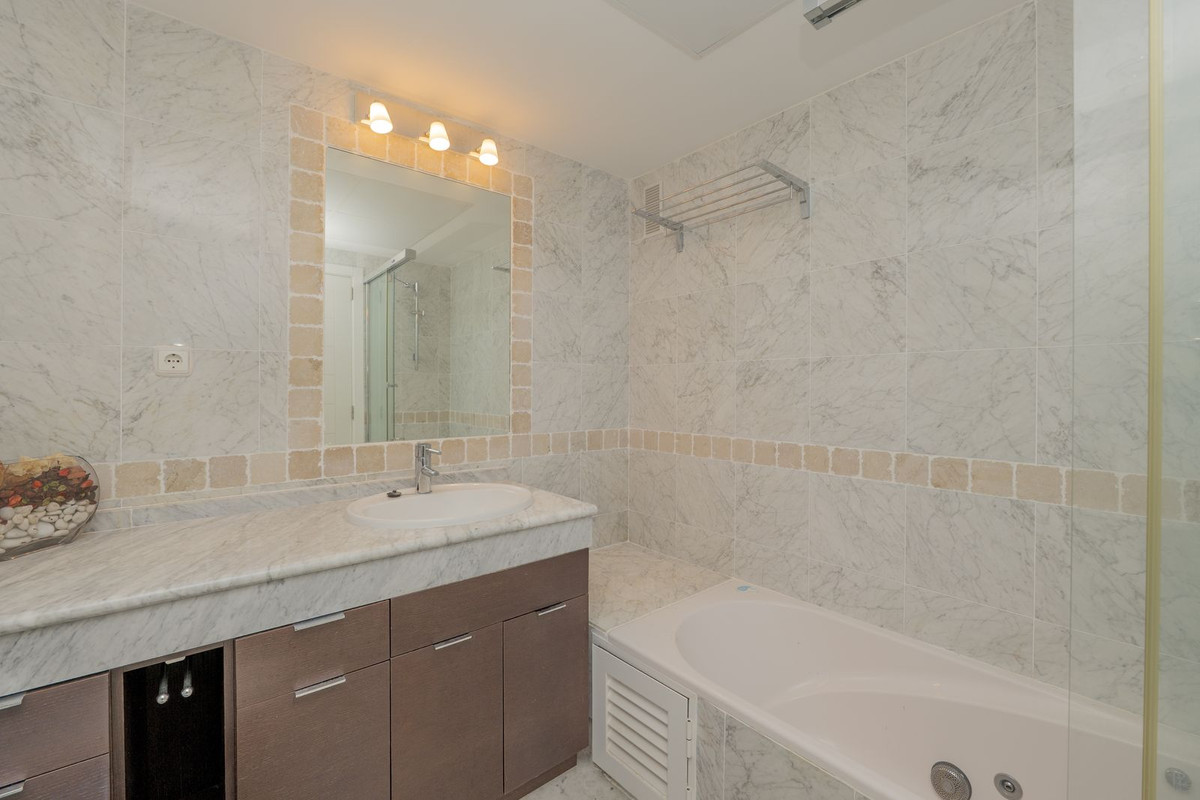 Huis te koop in Bahía de Marbella | 3 slaapkamers H5199661