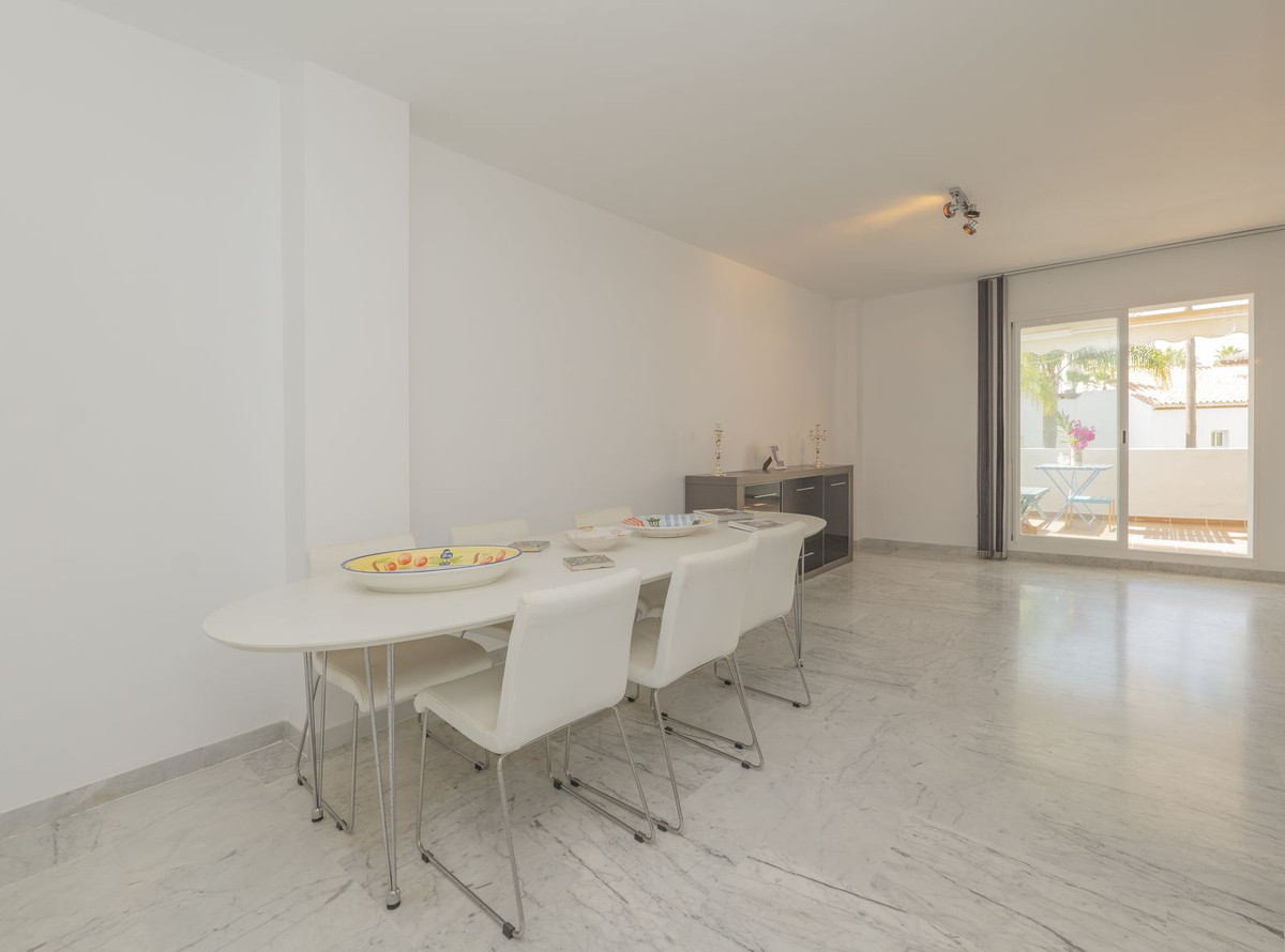 Huis te koop in Bahía de Marbella | 3 slaapkamers H5199661