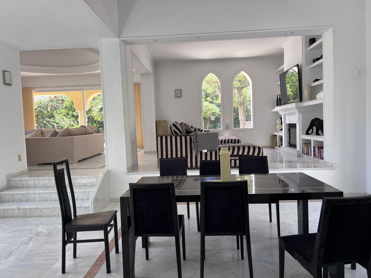 Huis te koop in Bahía de Marbella | 4 slaapkamers H5251417