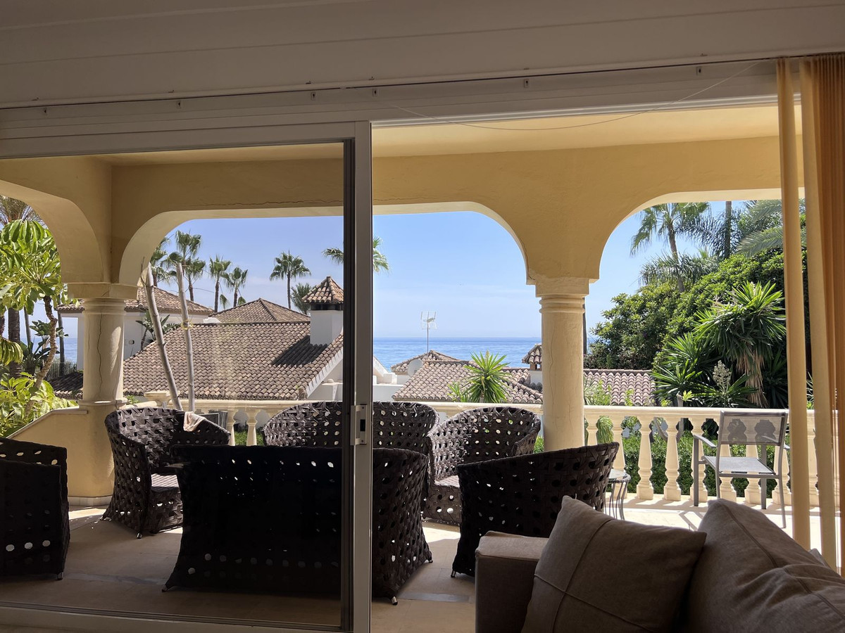 Huis te koop in Bahía de Marbella | 4 slaapkamers H5251417