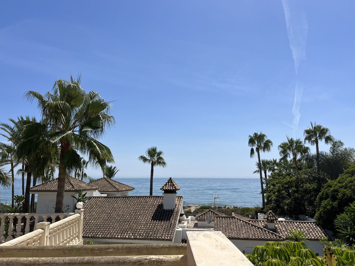 Huis te koop in Bahía de Marbella | 4 slaapkamers H5251417