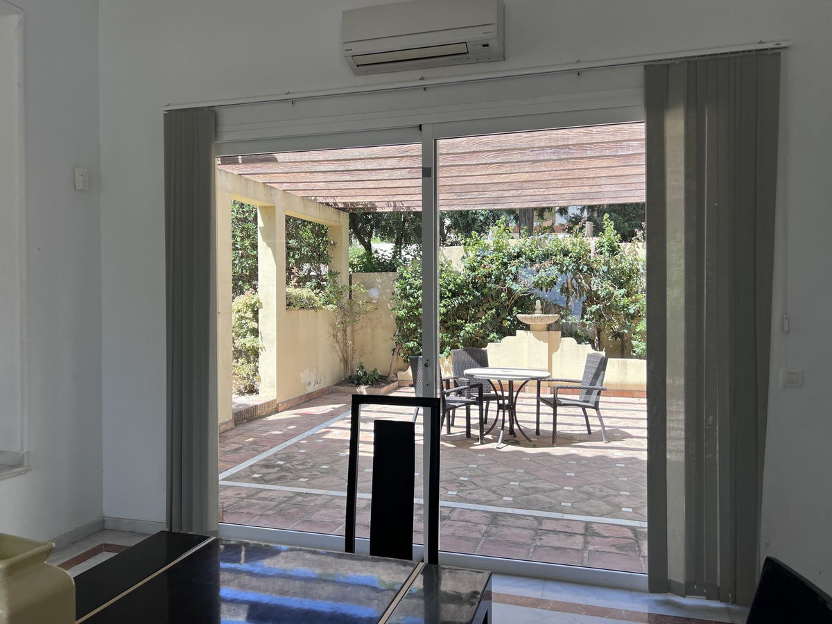 Huis te koop in Bahía de Marbella | 4 slaapkamers H5251417