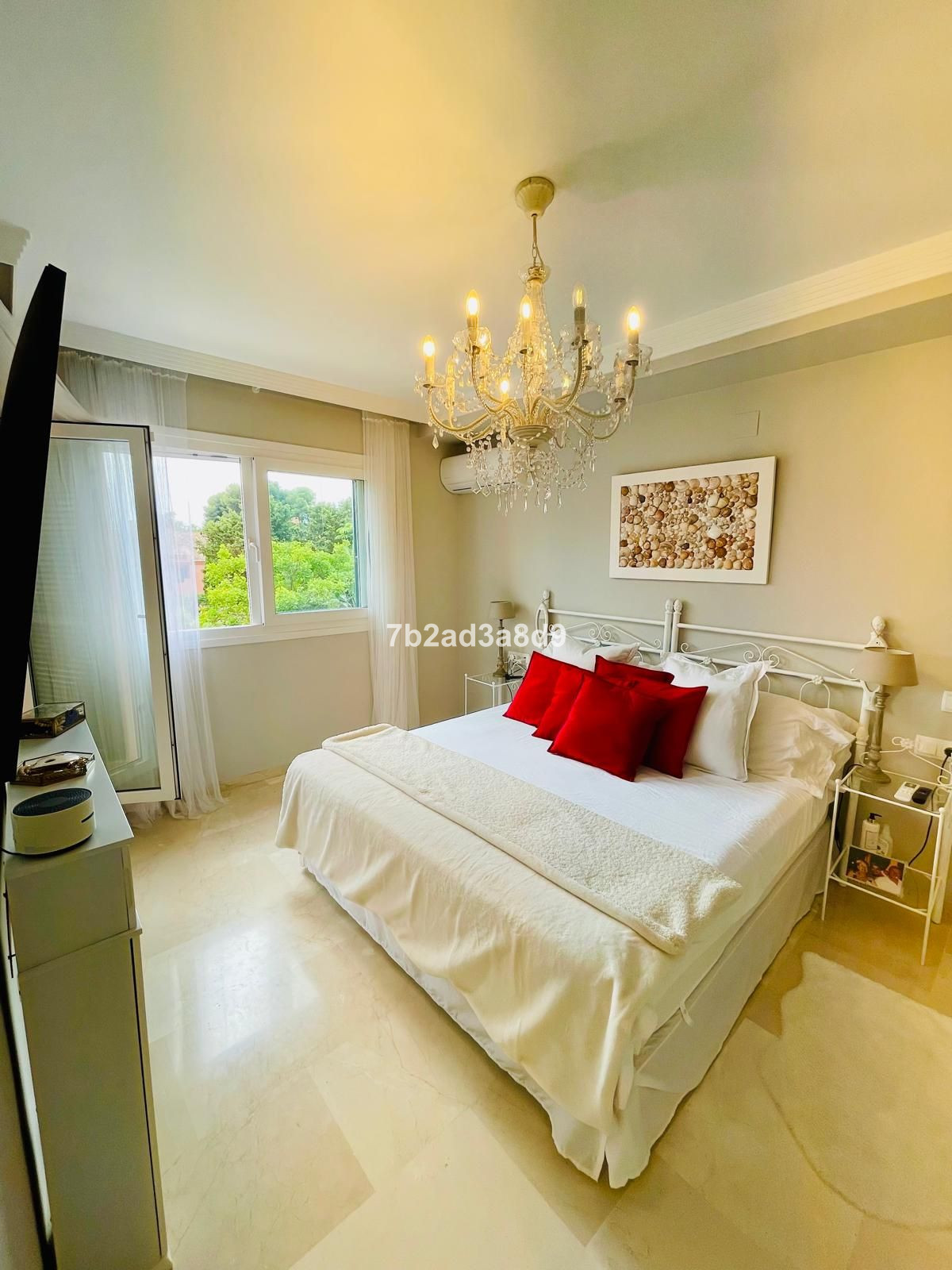 Huis te koop in Bahía de Marbella | 5 slaapkamers H5358190