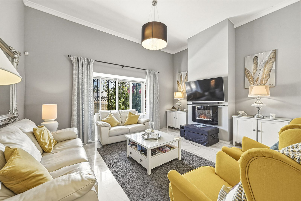 Huis te koop in Bahía de Marbella | 3 slaapkamers H5397595