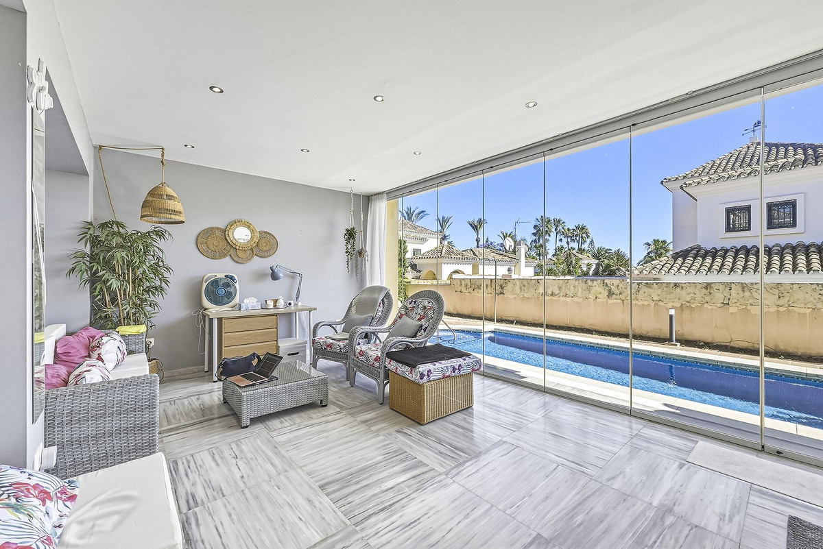Huis te koop in Bahía de Marbella | 3 slaapkamers H5397595