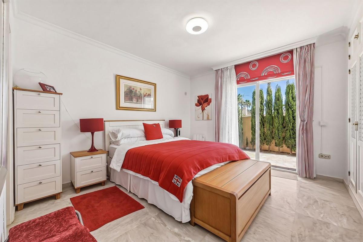 Huis te koop in Bahía de Marbella | 3 slaapkamers H5397595