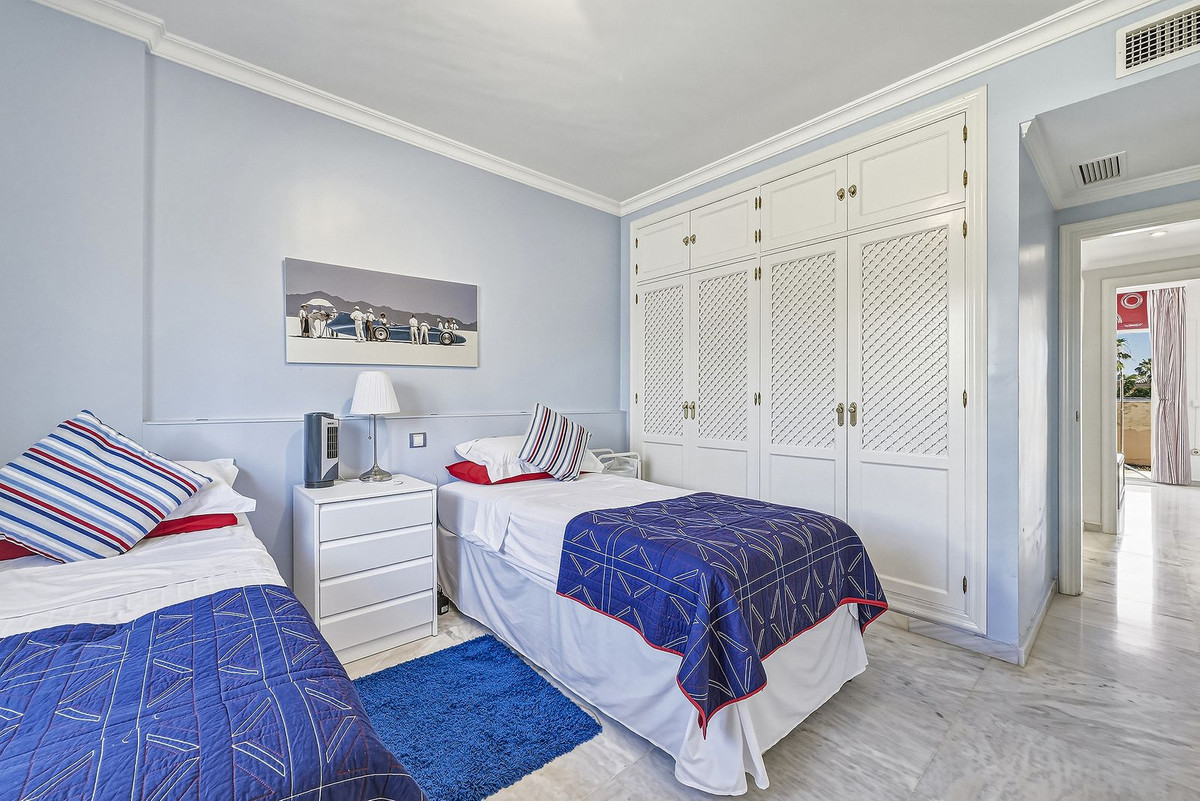 Huis te koop in Bahía de Marbella | 3 slaapkamers H5397595