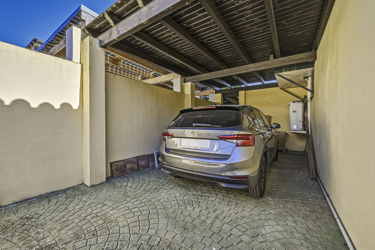 Huis te koop in Bahía de Marbella | 3 slaapkamers H5397595