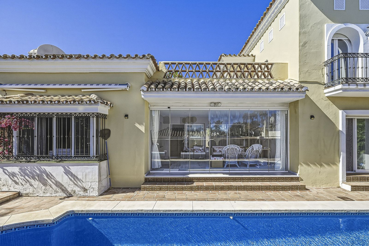 Huis te koop in Bahía de Marbella | 3 slaapkamers H5397595