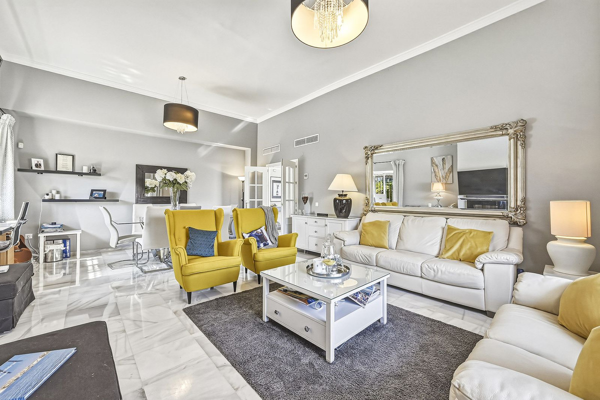 Huis te koop in Bahía de Marbella | 3 slaapkamers H5397595