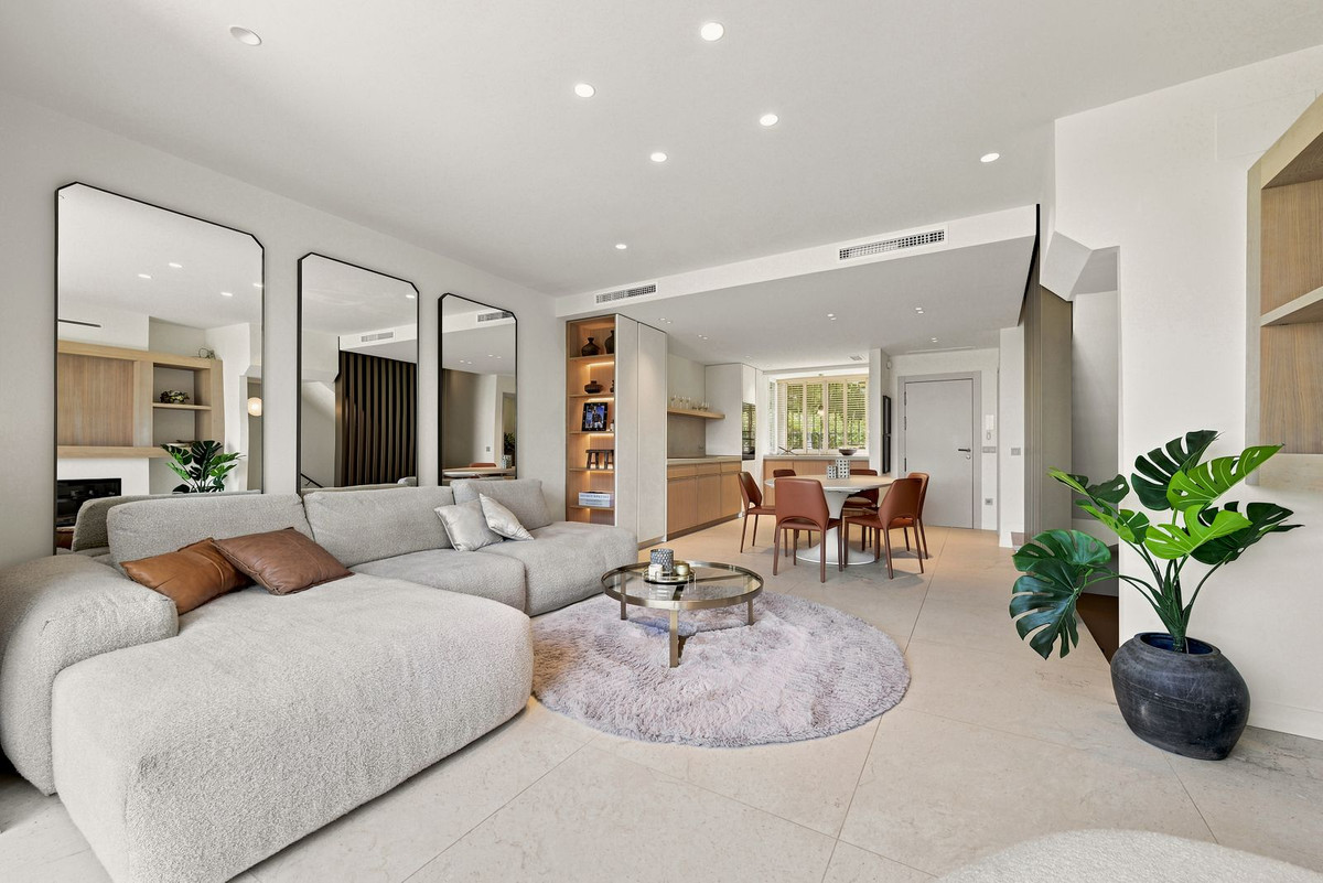 Huis te koop in Bahía de Marbella | 3 slaapkamers H5430205