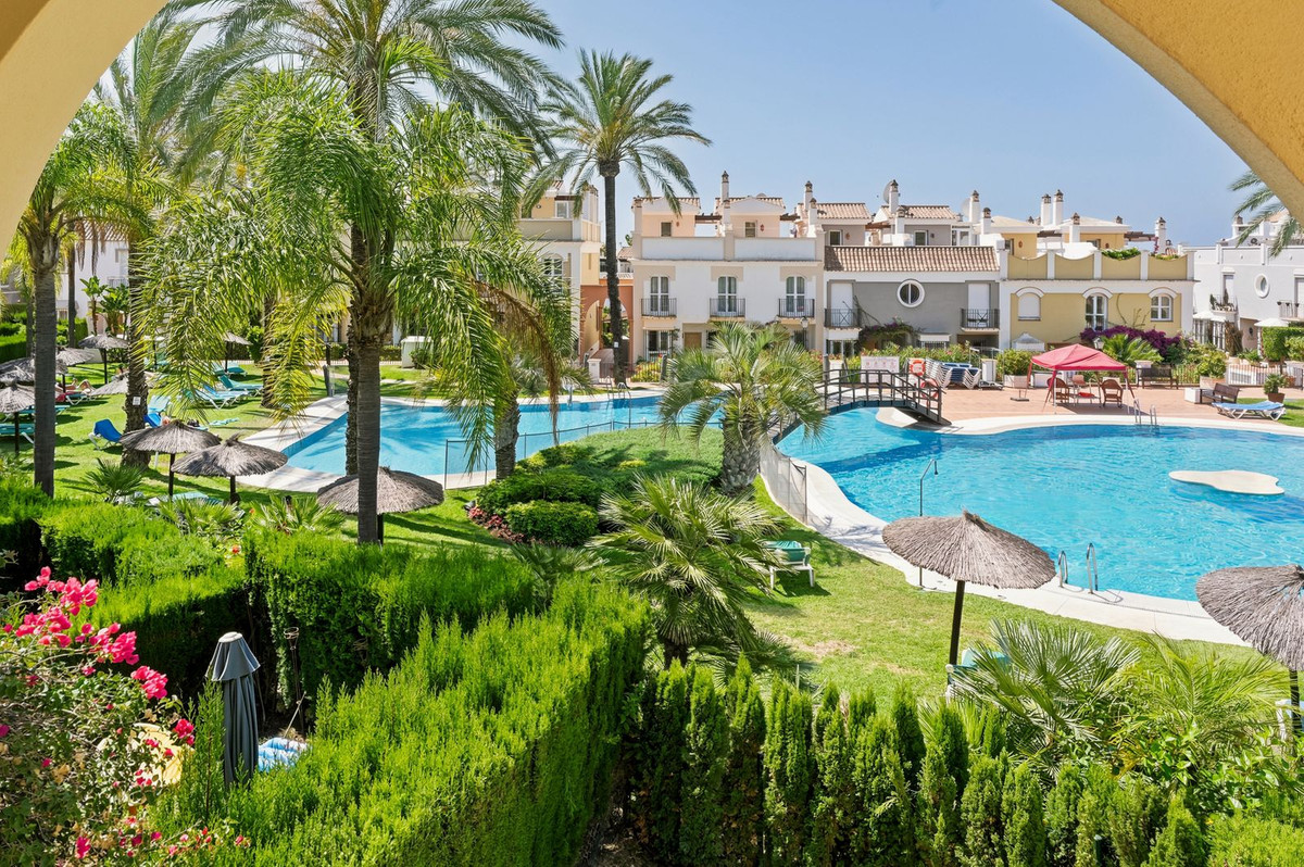 Huis te koop in Bahía de Marbella | 3 slaapkamers H5430205