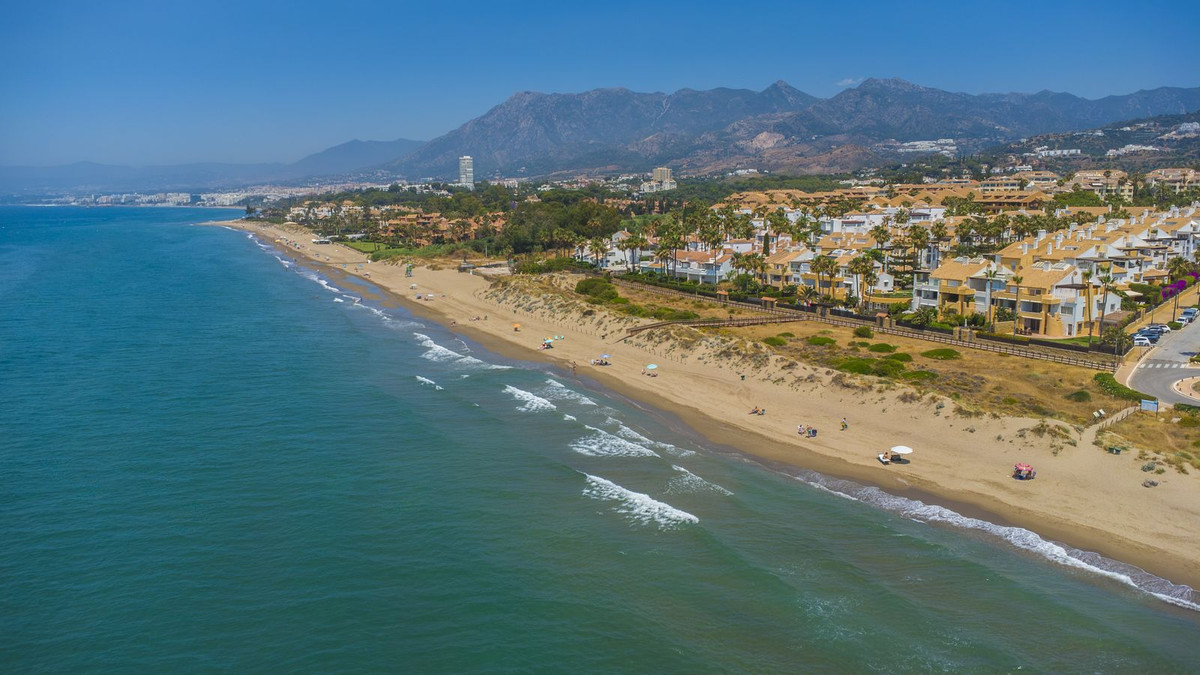 Huis te koop in Bahía de Marbella | 3 slaapkamers H5439658