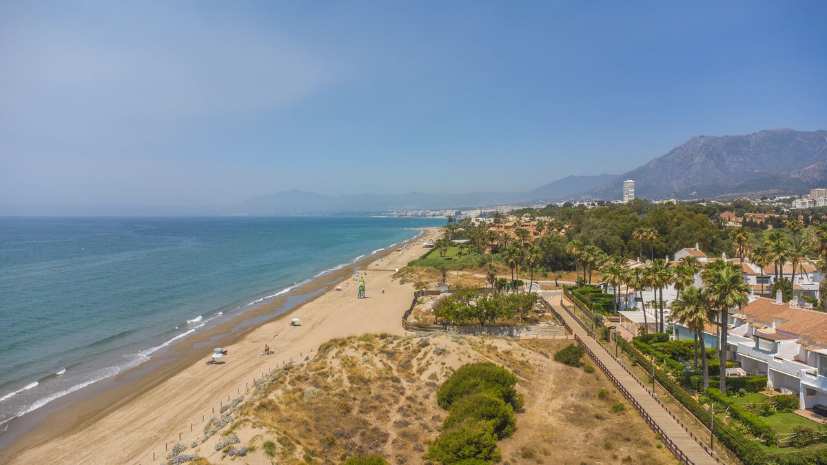 Huis te koop in Bahía de Marbella | 3 slaapkamers H5439658