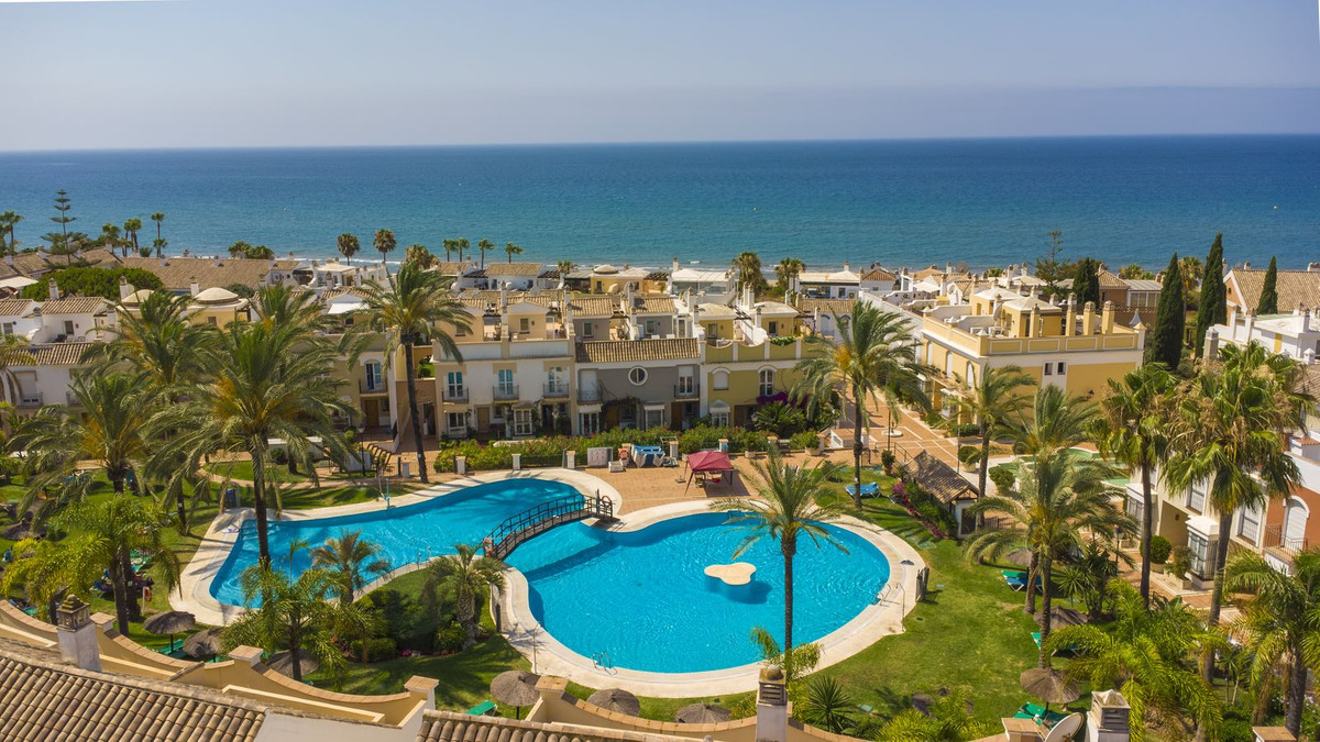 Huis te koop in Bahía de Marbella | 3 slaapkamers H5439658