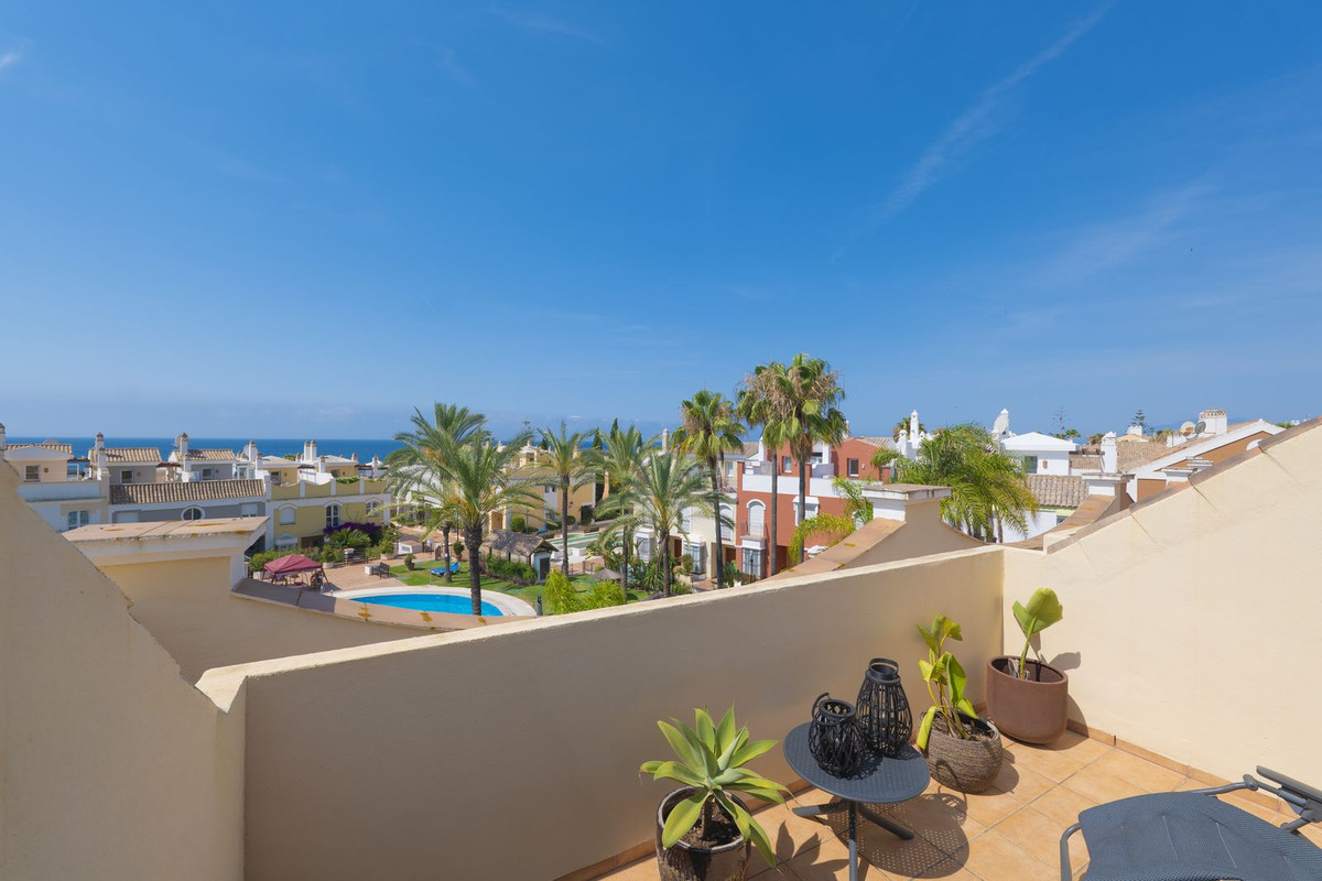 Huis te koop in Bahía de Marbella | 3 slaapkamers H5439658