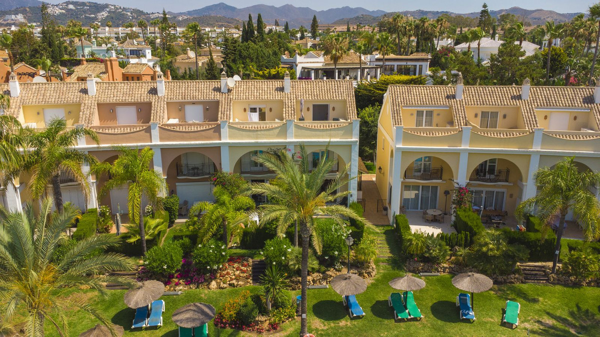 Huis te koop in Bahía de Marbella | 3 slaapkamers H5439658