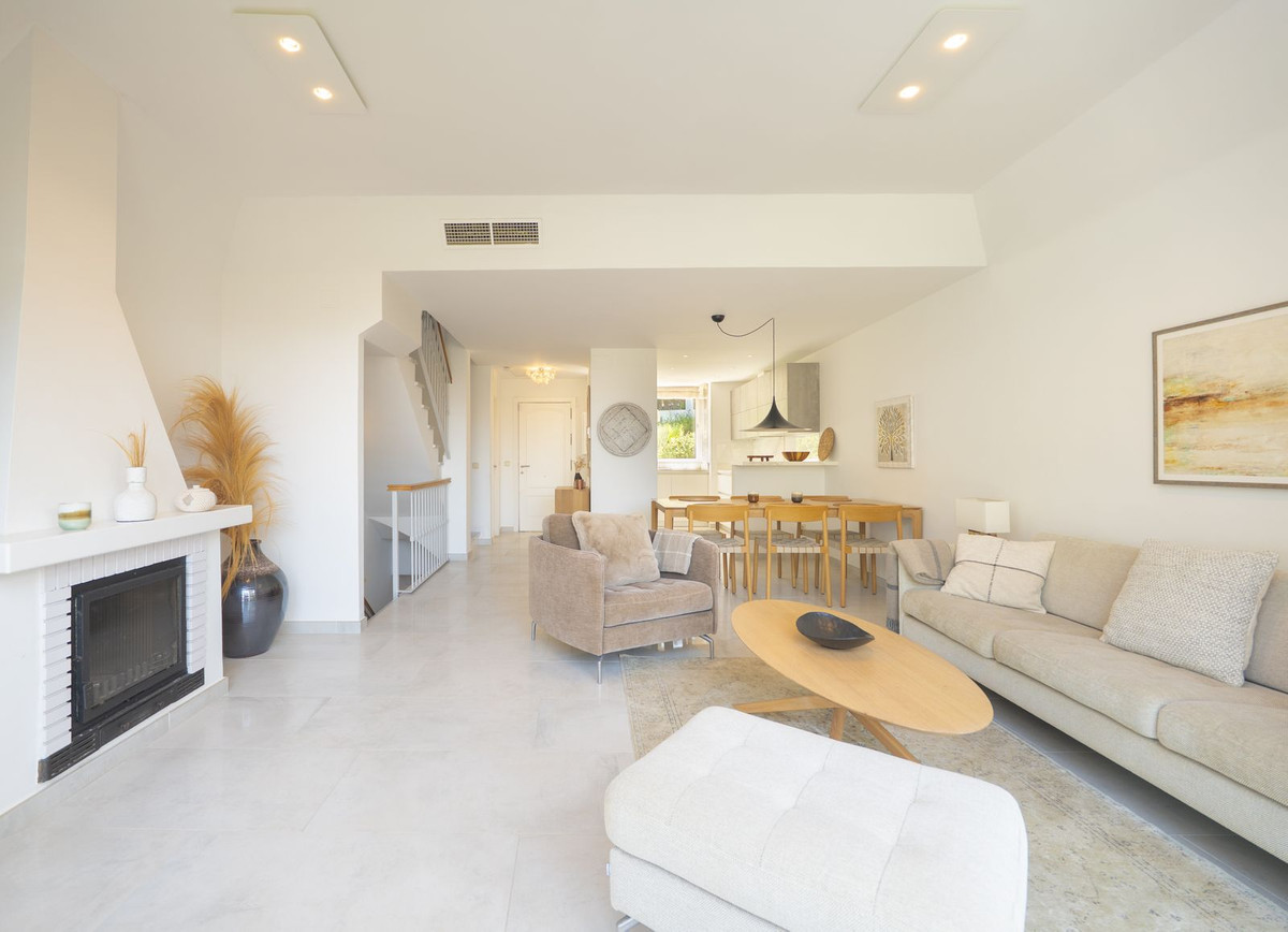 Huis te koop in Bahía de Marbella | 3 slaapkamers H5439658