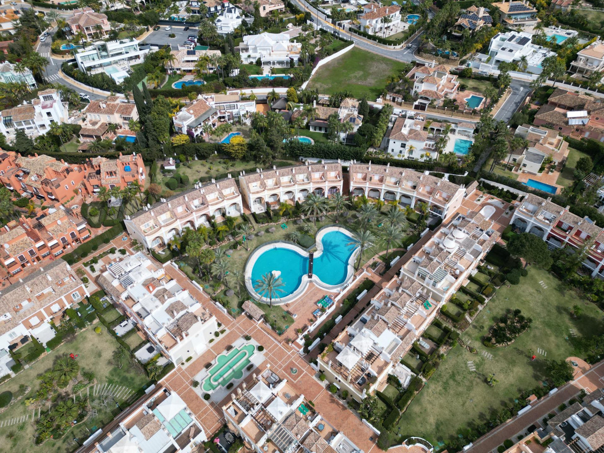 Huis te koop in Bahía de Marbella | 4 slaapkamers H5461684