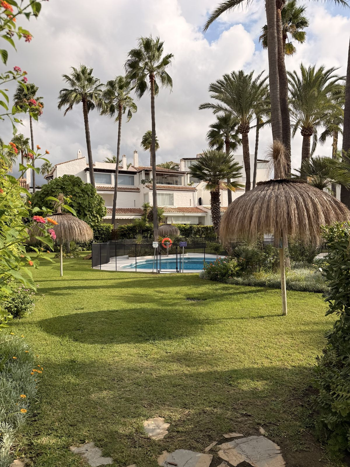Huis te koop in Bahía de Marbella | 3 slaapkamers H5517406