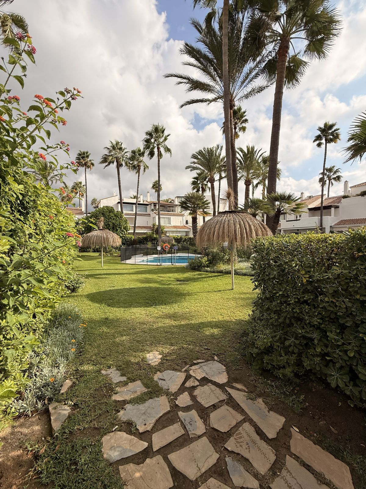 Huis te koop in Bahía de Marbella | 3 slaapkamers H5517406