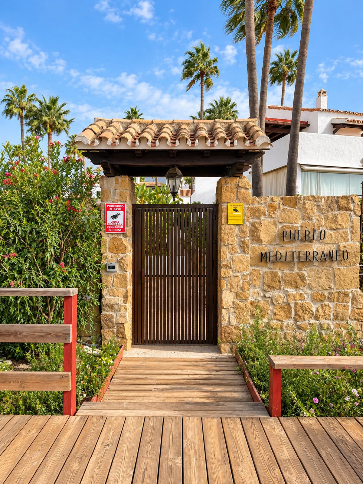 Huis te koop in Bahía de Marbella | 3 slaapkamers H5517406