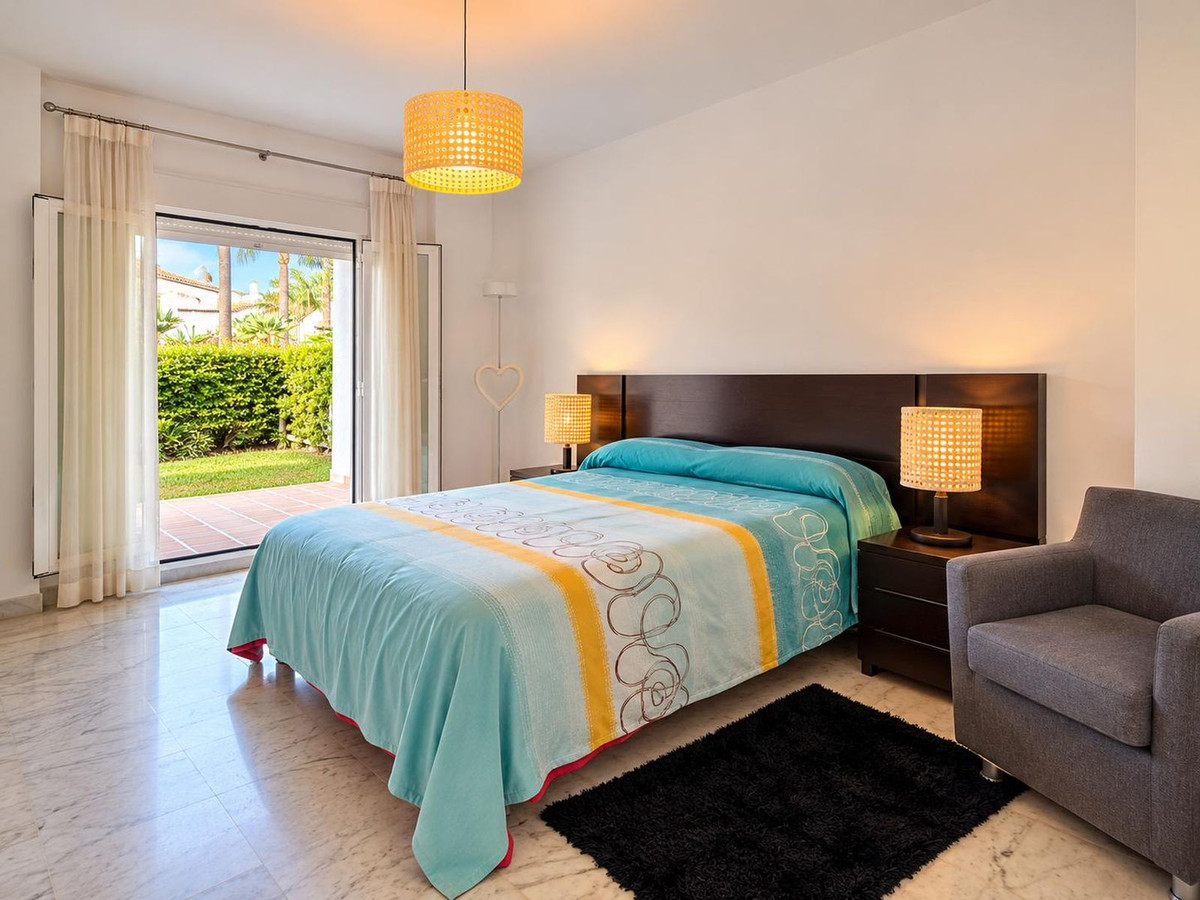 Huis te koop in Bahía de Marbella | 3 slaapkamers H5517406