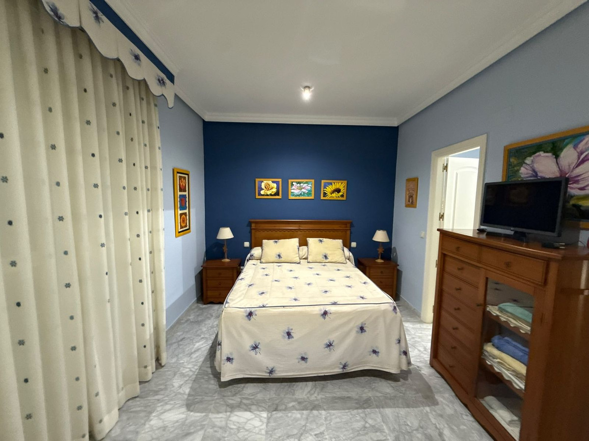 Huis te koop in Bahía de Marbella | 4 slaapkamers H5523553