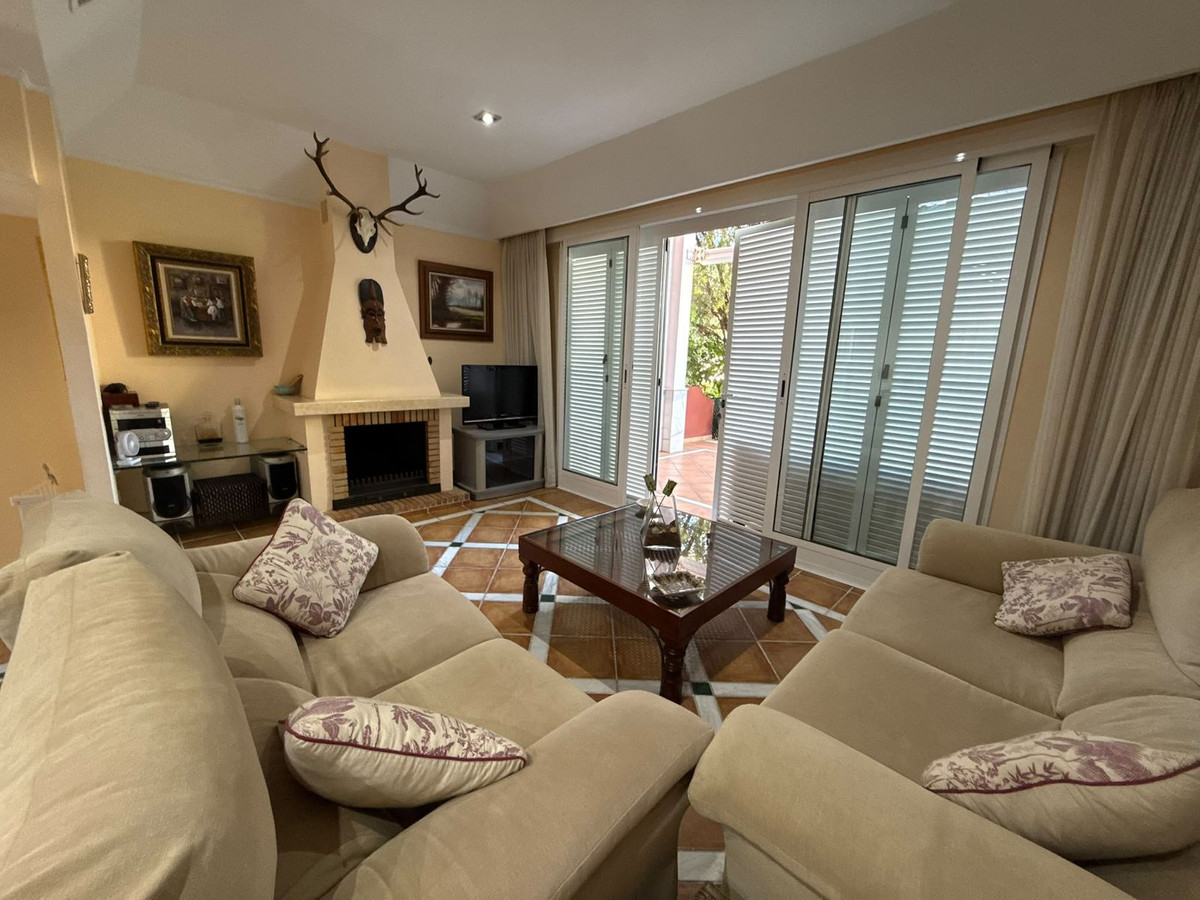 Huis te koop in Bahía de Marbella | 4 slaapkamers H5523553