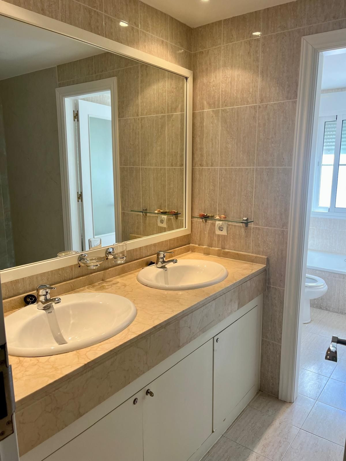 Townhouse te koop in Bel Air | 5 slaapkamers H5046070