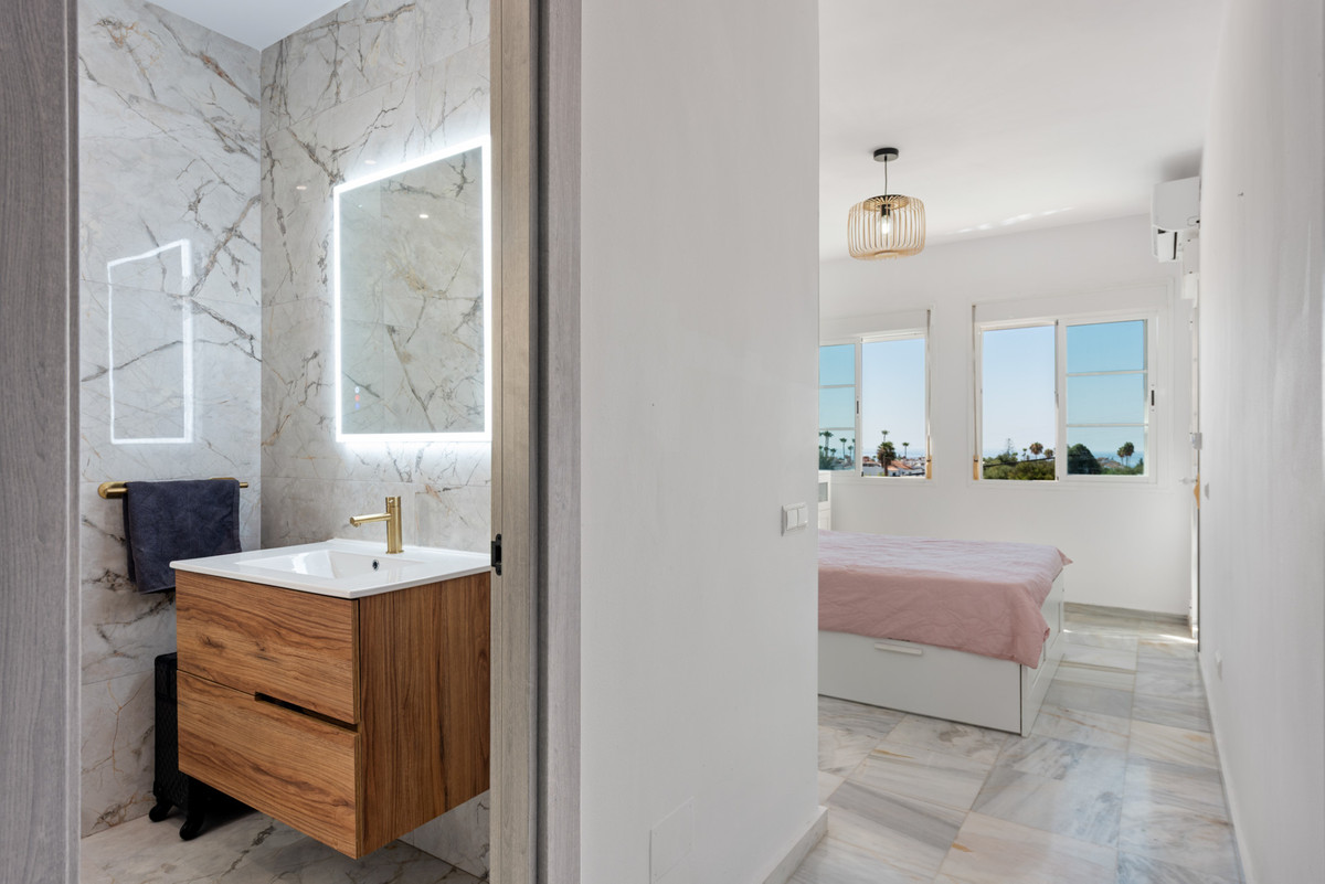 Huis te koop in Bel Air | 4 slaapkamers H5106175