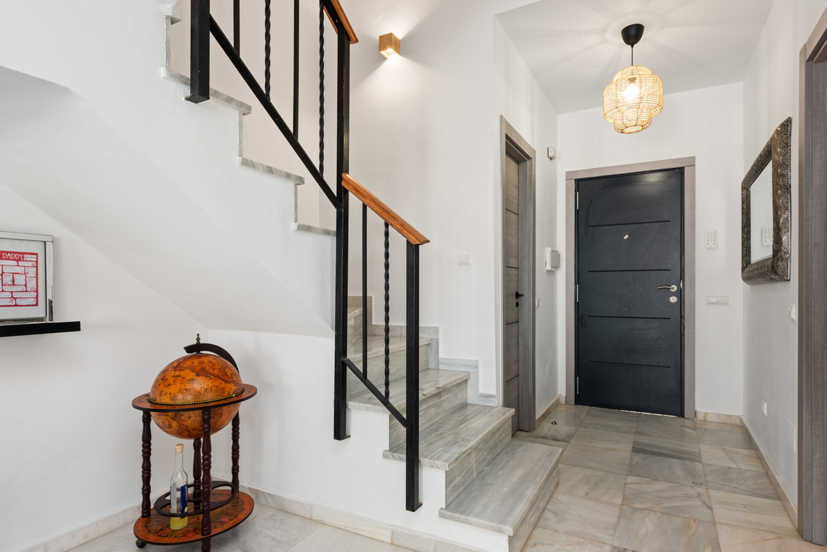 Huis te koop in Bel Air | 4 slaapkamers H5106175