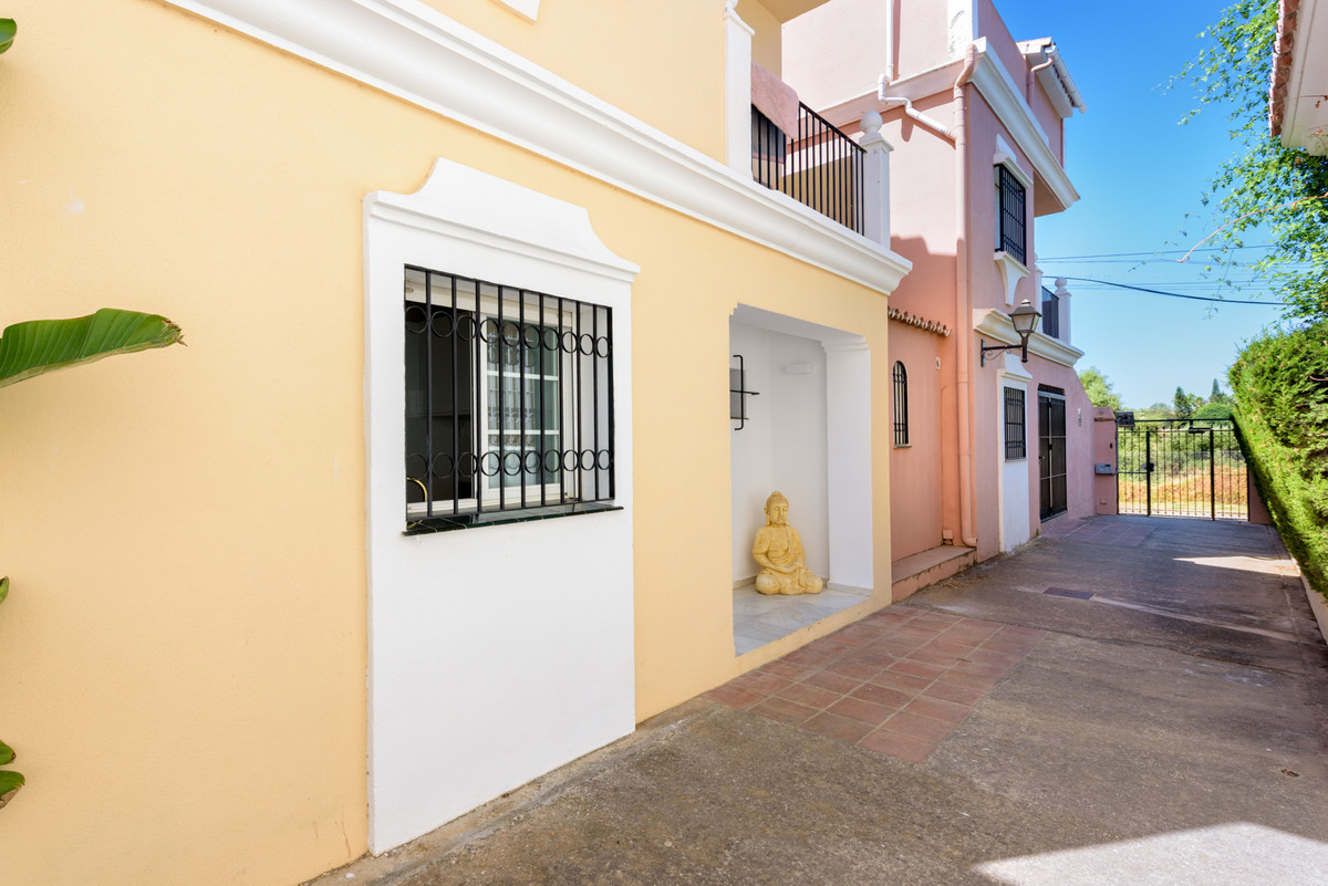 Huis te koop in Bel Air | 4 slaapkamers H5106175
