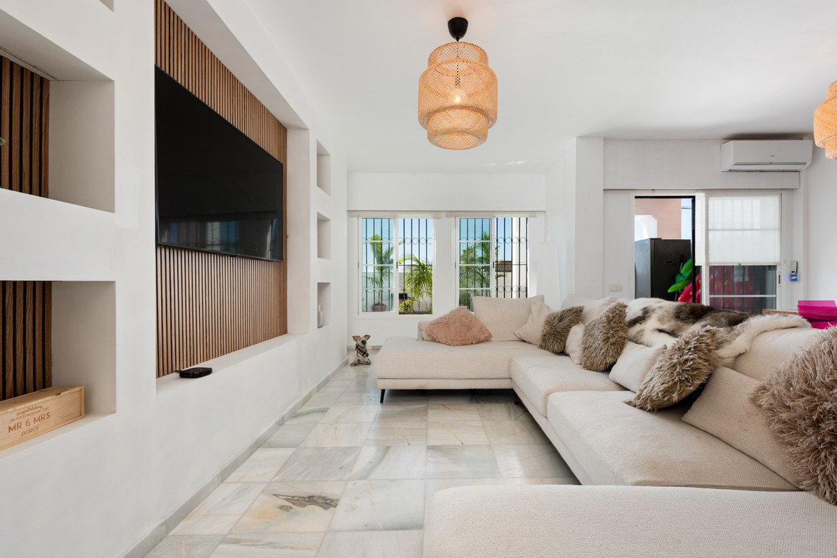Huis te koop in Bel Air | 4 slaapkamers H5106175