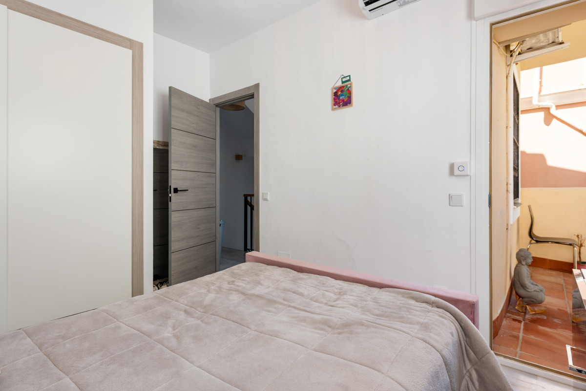 Huis te koop in Bel Air | 4 slaapkamers H5106175