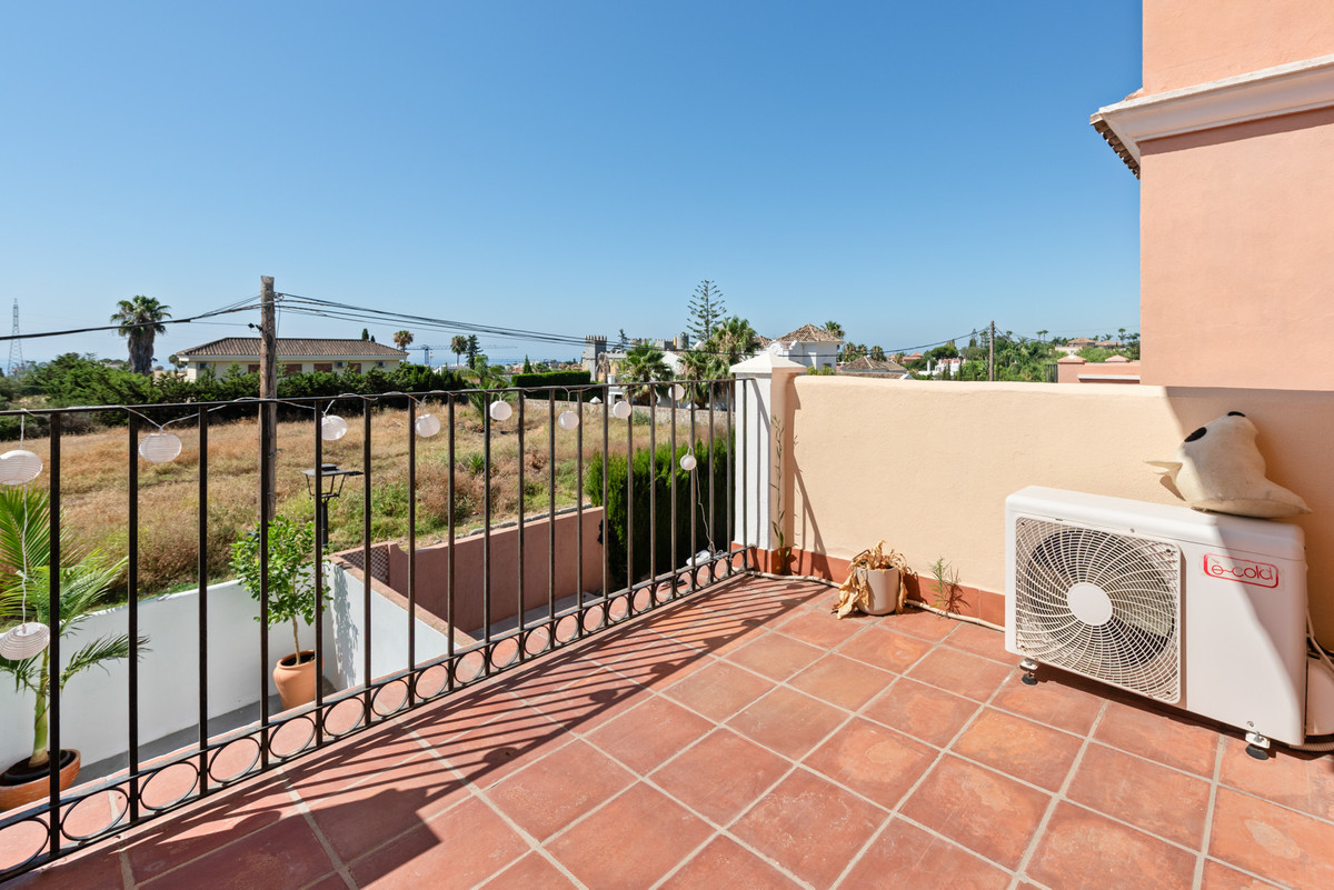 Huis te koop in Bel Air | 4 slaapkamers H5106175