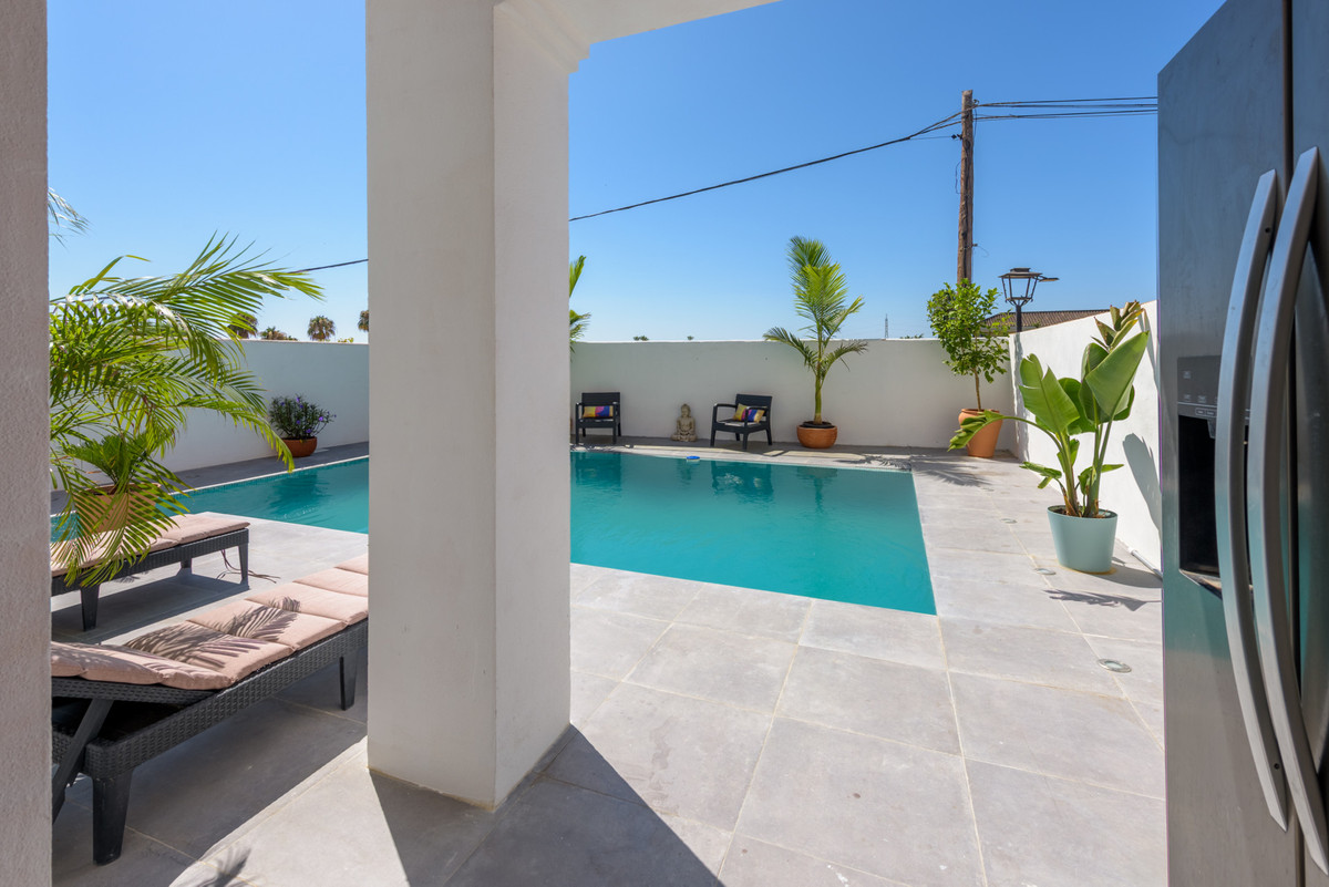 Huis te koop in Bel Air | 4 slaapkamers H5106175