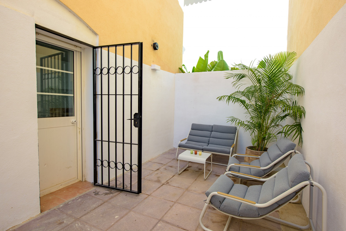Huis te koop in Bel Air | 4 slaapkamers H5106175