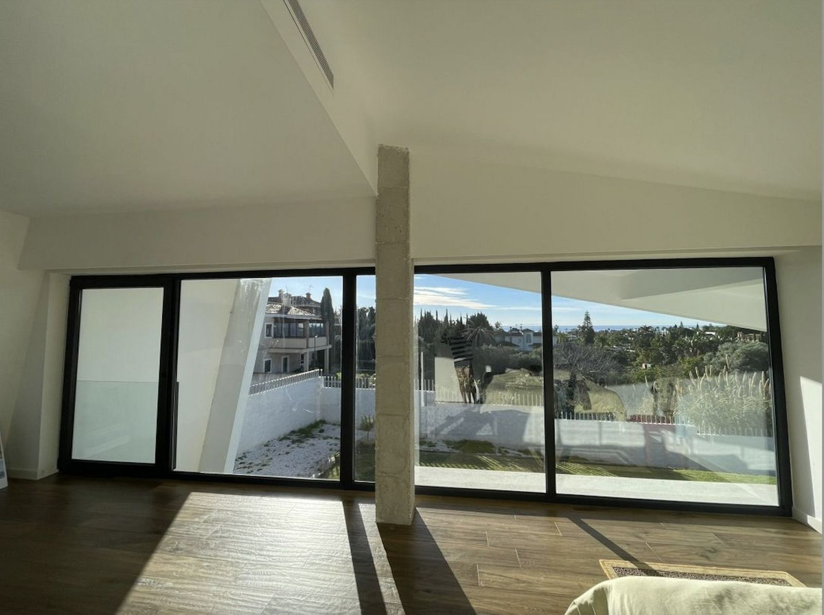 Huis te koop in Bel Air | 3 slaapkamers H5147161
