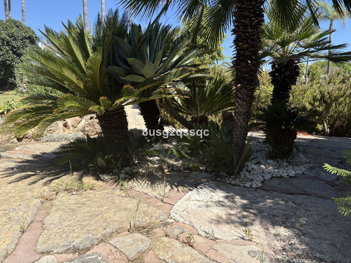 Huis te koop in Bel Air | 3 slaapkamers H5155927